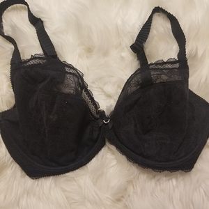 💎 2/$15 Chantelle Black Lace Bra